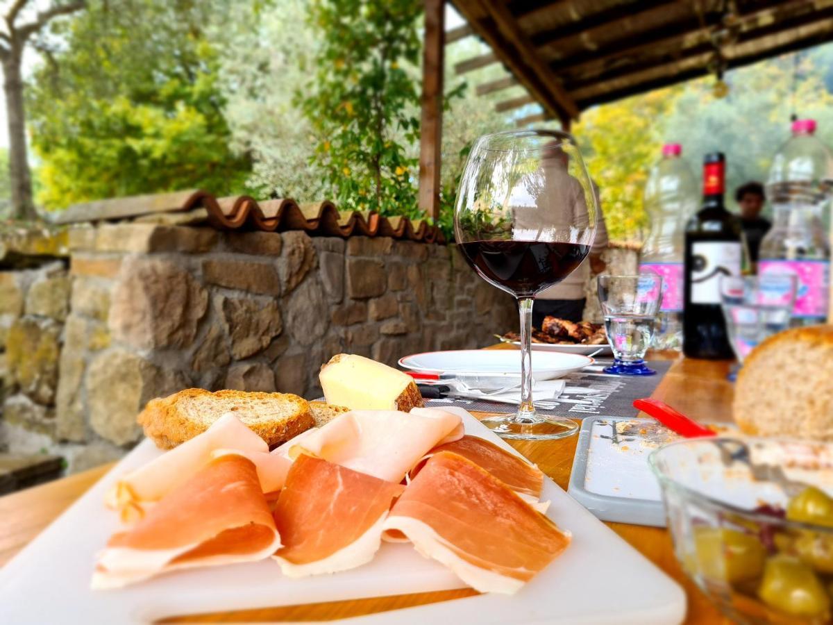 Podere La Zinzinina - Villa Intera Montecatini Val di Cecina Eksteriør billede